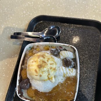 Meet Fresh - Desserts Near Me - Tustin, California