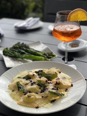 Bottega Angelina by null