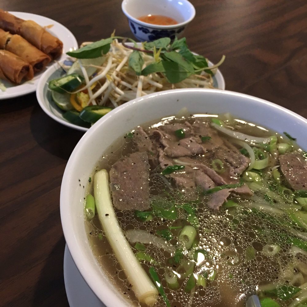 Pho VN - Super clean and fresh tasting pho and egg rolls. Egg rolls come with a sweet dipping sauce - Vietnamese Near Me - Clovis, California