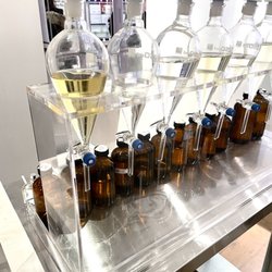 Olfactory NYC - Mixing and bottling