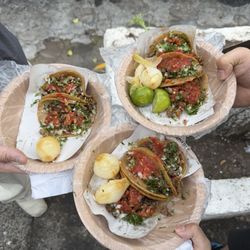 Tacos El Paisa - Campachana y suadero tacos