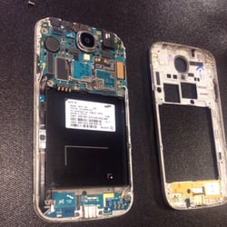 East LA Cell Phone Repairs - Charging port issues? No problem!
