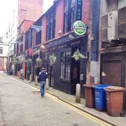 Malones Irish Bar