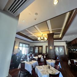 Wolfgang's Steakhouse Somerville - Inside