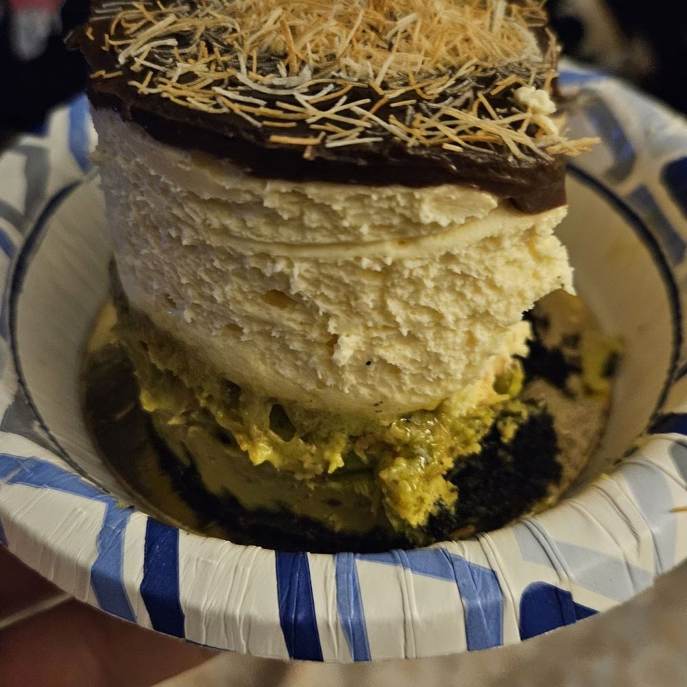 Qahwah Valley - Dubai Chocolate Cake - Coffee & Tea Near Me - New York, New York