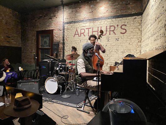 Arthur's Tavern by null