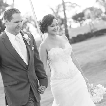 Albiola Photography and Videography - Nye Wedding. Photos by Albiola Photography. - Photographers Near Me - Honolulu, Hawaii