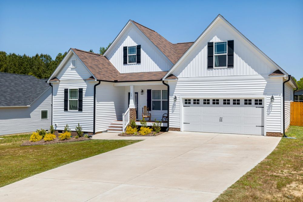 Lev Garage Door - Garage Door Contractor in New Haven, CT