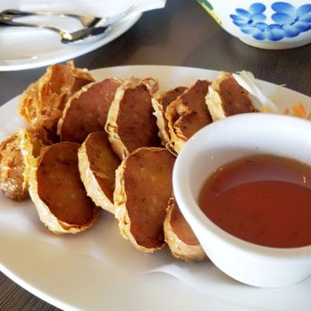 Singkawang Cafe - Hakong Singkawang [Shrimp Paste wrapped with deep fried soft tofu skin with sour sauce on the side] - Indonesian Near Me - El Monte, California