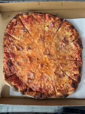 Eda's Pizzeria by null