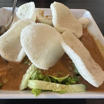 Banana Leaf - Salad with peanut dressing - Indonesian Near Me - Temple City, California