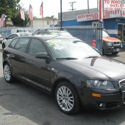 Auto Wholesale Outlet