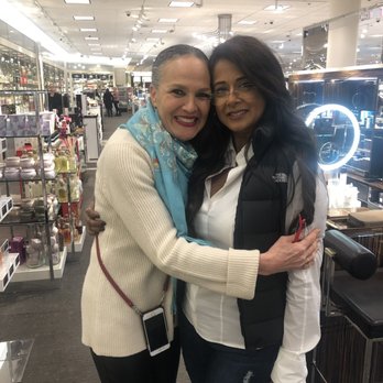 Nordstrom Broadway Plaza in Walnut Creek - Best shopping experience ever! Ms Silvia, you are amazing - Department Stores Near Me - Walnut Creek, California Nordstrom Broadway Plaza in Walnut Creek - Best shopping experience ever! Ms Silvia, you are amazing - Department Stores Near Me - Walnut Creek, California