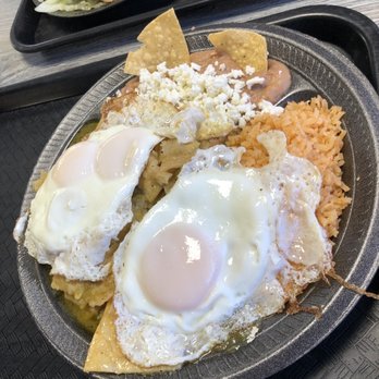 Que Ricos! - Chilaquiles - Mexican Near Me - Los Angeles, California
