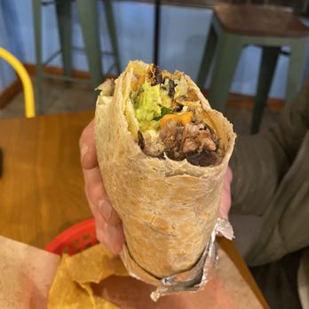 Bicho’s - Burrote - Salvadoran Near Me - Portland, Oregon
