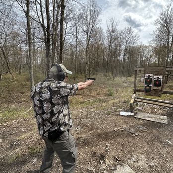 Self Defense Shooting Academy - Advanced handgun training - Firearm Training Near Me Self Defense Shooting Academy - Advanced handgun training - Firearm Training Near Me