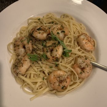 Rossini's - Garlic & Oil linguine with grilled shrimp - Pizza Near Me - East Hampton, Connecticut