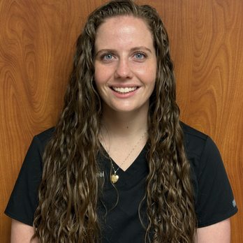 Hometown Veterinary Hospital - Dr Megan Carmichael - Veterinarians Near Me - Springfield, Missouri Hometown Veterinary Hospital - Dr Megan Carmichael - Veterinarians Near Me - Springfield, Missouri