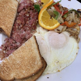 Loaded Cafe - Long Beach - American Near Me - Long Beach, California