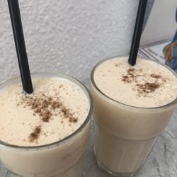 Mario's - "Surtido de frutas con leche" - natural fruits smoothie