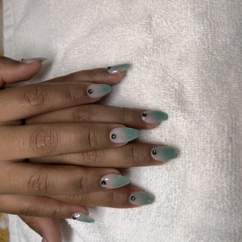 Aloha - Nail , I think is the best place - Nail Salons Near Me - Montreal, Quebec Aloha - Nail , I think is the best place - Nail Salons Near Me - Montreal, Quebec