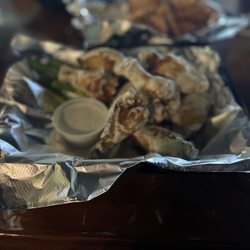 Monkey's Uncle Tavern - Cajun Ranch Wings