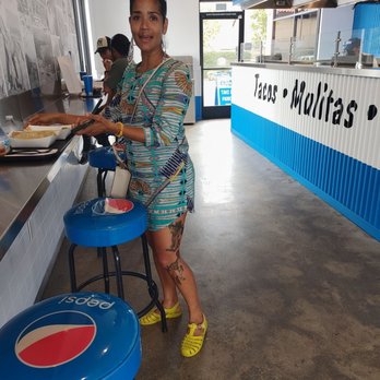 Tacomasa - A happy, beautiful, Dominican woman - Tacos Near Me - Long Beach, California