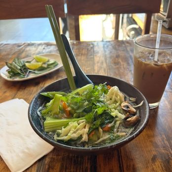 It's Pho - Vegetarian pho - Vietnamese Near Me - Los Angeles, California