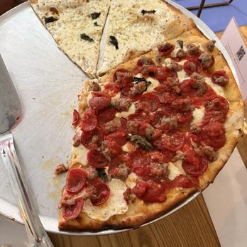 Juliana's - White Pizza Margherita Pizza - Pizza Near Me - Brooklyn, New York Juliana's - White Pizza Margherita Pizza - Pizza Near Me - Brooklyn, New York