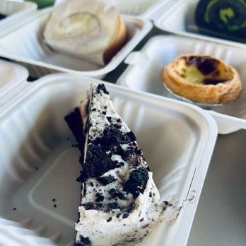 Mūmoo Cafe - Oreo Mousse Cake - Coffee & Tea Near Me - San Gabriel, California