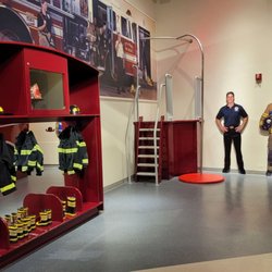 Miami Children's Museum - Dress up fire department