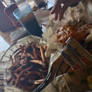 Food + Beer - Florida Sports Bar - Sports Bars Near Me - Sarasota, Florida