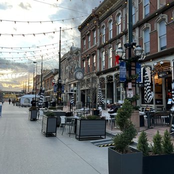 Larimer Square - Larimer Square - Shopping Centers Near Me - Denver, Colorado Larimer Square - Larimer Square - Shopping Centers Near Me - Denver, Colorado