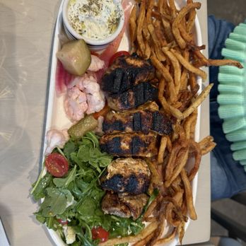 Alder & Oak - Chicken with fries and tzatziki sauce - Mediterranean Near Me - Jacksonville, Florida Alder & Oak - Chicken with fries and tzatziki sauce - Mediterranean Near Me - Jacksonville, Florida
