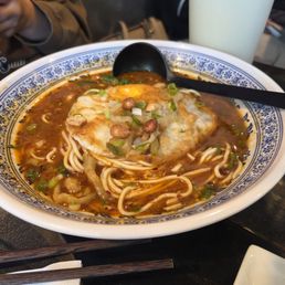 Traditional Chongqing Spicy Noodles 重庆经典小面 Traditional Chongqing Spicy Noodles 重庆经典小面
