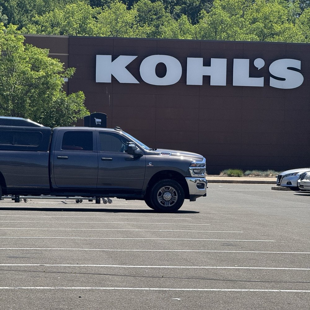 Kohl's - Front of store - Department Stores Near Me - BERLIN, Connecticut