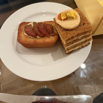 Hani's Bakery - Bakeries Near Me - New York, New York