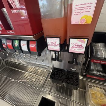 In-N-Out Burger - Half 7-up and half lite pink lemonade for me please. - Burgers Near Me - Elk Grove, California In-N-Out Burger - Half 7-up and half lite pink lemonade for me please. - Burgers Near Me - Elk Grove, California