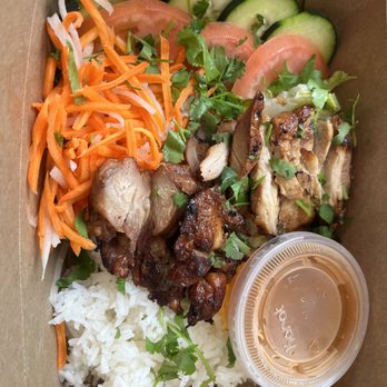 Souper Bowls - Rice bowl with chicken - Vietnamese Near Me - Eugene, Oregon Souper Bowls - Rice bowl with chicken - Vietnamese Near Me - Eugene, Oregon