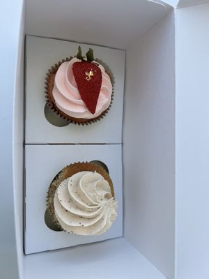 Becca Cakes by null