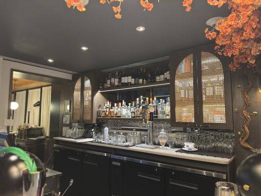 Mrs. P’s Bar & Kitchen by null