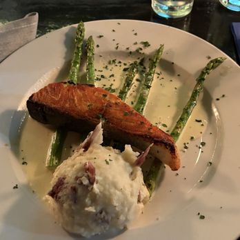 The Proper Restaurant & Bar - Scottish Salmon - Cocktail Bars Near Me - La Cañada Flintridge, California