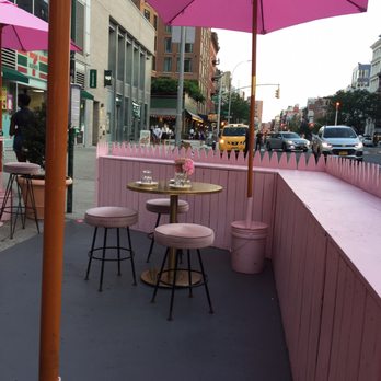 Short Stories - Seating area - American Near Me - New York, New York