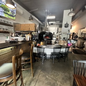 Pies on Post - Italian Near Me - Cumming, Georgia