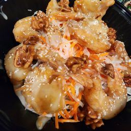 Walnut Shrimp | 蜜桃虾球