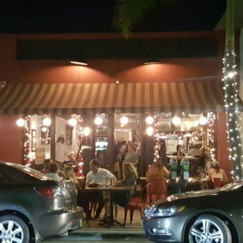 Hullabaloo - Gastropubs Near Me - West Palm Beach, Florida