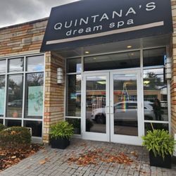 Quintana's Barber & Dream Spa - Exterior