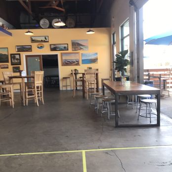 Island Brewing Company - Open floor plan - Breweries Near Me - Carpinteria, California Island Brewing Company - Open floor plan - Breweries Near Me - Carpinteria, California
