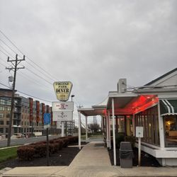 College Park Diner - Outside