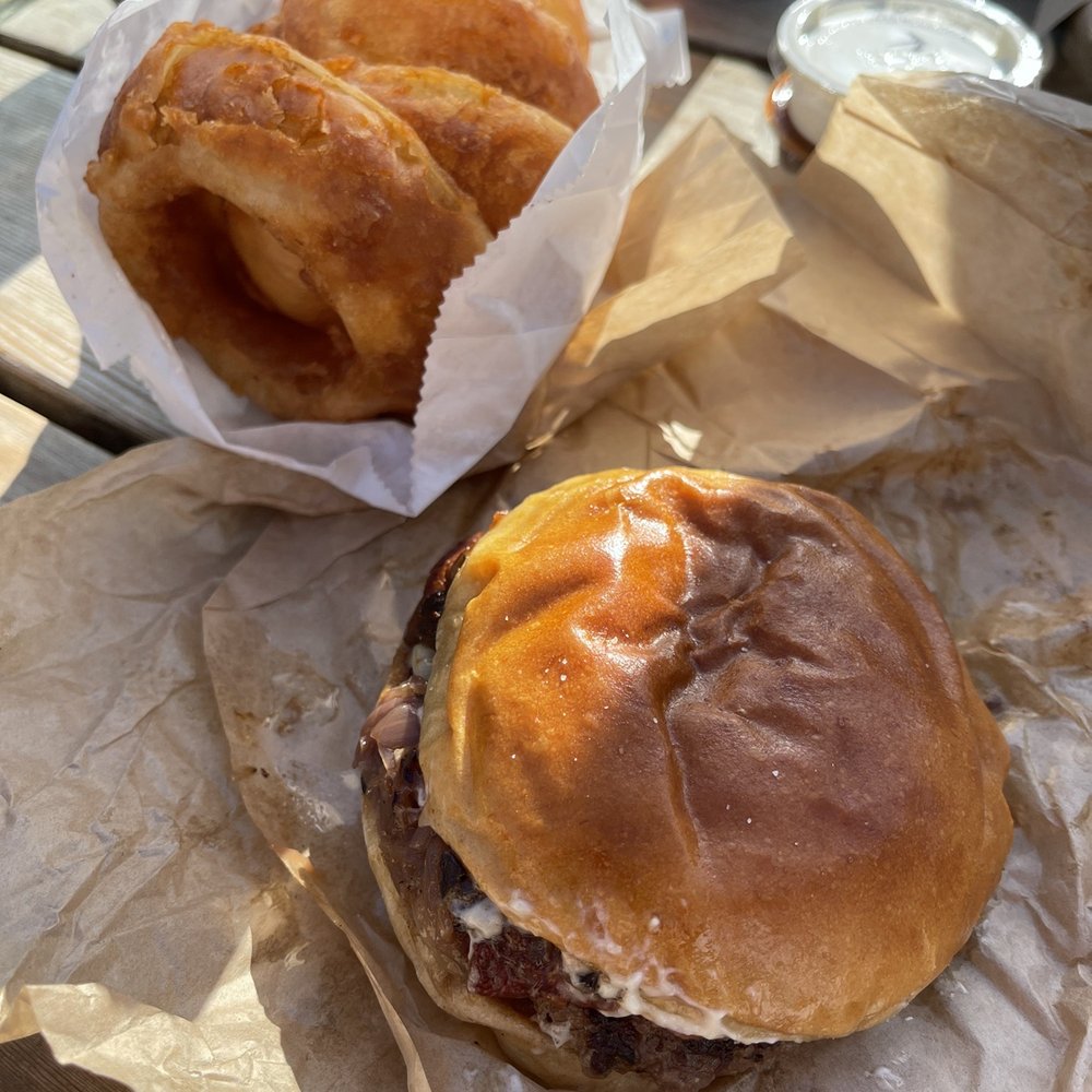 Uneeda Burger - Big Bison and Onion Rings - Burgers Near Me - Seattle, Washington Uneeda Burger - Big Bison and Onion Rings - Burgers Near Me - Seattle, Washington